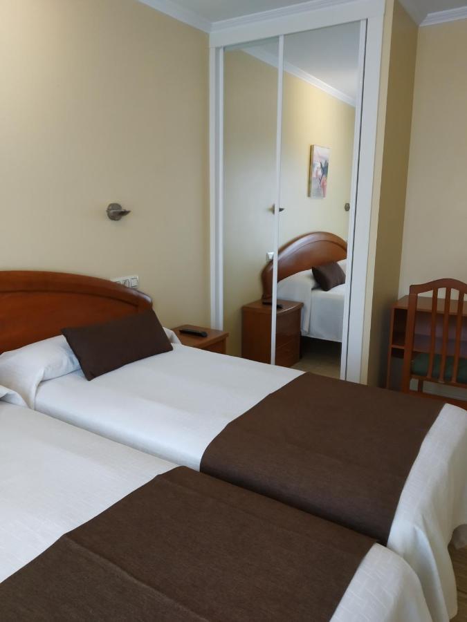 Hostal Stella Del Mare Camarinas Ngoại thất bức ảnh