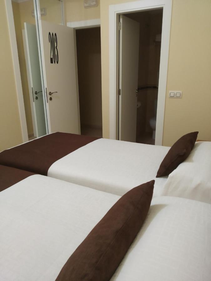 Hostal Stella Del Mare Camarinas Ngoại thất bức ảnh